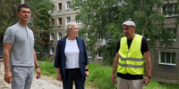 В округе депутата Думы Иркутска Панько благоустраивают аллею - Baikal24.Ru