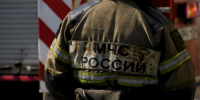 Пресс-служба WB: На месте пожара в Алексине задействованы более 15 единиц техники и несколько десятков специалистов - ИА Тульские новости