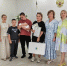 В Кировском округе продолжается вручение наборов для новорожденных.. - Кировский муниципальный округ