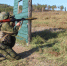 Военный стреляет из гранатомета на полигоне. - Козельский район