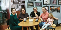 Возвращение к истокам: гостья из Надыма изучала упоровское ткачество - Центр культуры и досуга