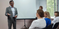 Депутат Госдумы Игорь Антропенко встретился с коллективом омской горбольницы №3 - Вечерний Омск