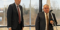 Александр Дрозденко поздравил Михаила Ковальчука с присвоением звания Героя Труда России - Гатчинская служба новостей