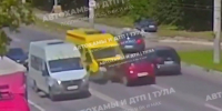 Момент смертельного ДТП с реанимацией в Туле попал на камеры - ИА Тульская пресса.Ru