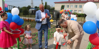 В Стародубском округе торжественно открыли новую детскую площадку - БрянскToday.Ru
