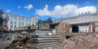 В Перми тяжёлая техника приступила к сносу старого спортзала ВКИУ - Новости Перми PermNews.Ru