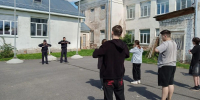 Транспортные полицейские Вышнего Волочка провели «Зарядку со стражем порядка» - Афанасий-биржа