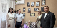 Депутаты Городского Собрания Сочи по избирательному округу № 13 поздравили со 102-летием ветерана Великой Отечественной войны Тамару Кассаеву - Городское Собрание