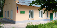 В геронтологическом отделении поселка Октябрьский Слободского района обновили фасад - Министерство социального развития