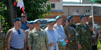 В подмосковных Озерах почтили память павших воинов-десантников - КПРФ