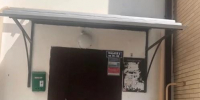 В Ессентуках после обращения в ГЖИ обновили козырьки над входами в подъезды МКД - Вечерний Ставрополь