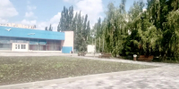 На Левобережье Омска завершено благоустройства площади у КДЦ "Иртыш" - Вечерний Омск