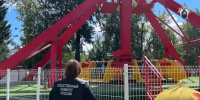 В Тюмени 19‑летняя девушка рухнула с аттракциона во время катания – возбуждено уголовное дело - MegaTyumen.Ru