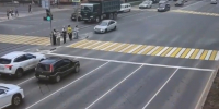 Появилось видео наезда на группу пешеходов в центре Омска - СуперОмск