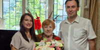 Поздравляем с Днем рождения Меркулову Екатерину Ивановну, блокадницу Ленинграда - Министерство имущественных и земельных отношений