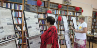 Выставка спортивных открыток в Таганроге соединила советскую классику с нейросетями - Газета Таганрогская правда