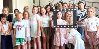 Начальник отдела культуры Ирина Бучацкая и ведущий специалист Алина Маслеева посетили открытый урок фотостудии «Зенит» в посёлке Октябрьском - Администрация Ейского района