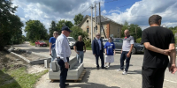 Единороссы проинспектировали строительство нового тротуара в Дорохово - РузаРИА