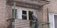 Мужчина решил починить жалюзи и тяжело пострадал в Кирово-Чепецке - Комсомольская Правда