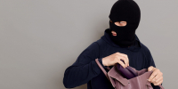 В Белогорске задержали грабителя, сорвавшего с пенсионера золото на 450 тысяч - gtrkamur.ru - ГТРК Амур