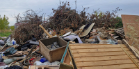Куча мусора на тверских угодьях обернулась собственником штрафом - Газета Вся Тверь