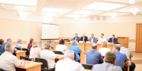 Депутаты встретились с руководителями и сотрудниками медицинских учреждений - Единая Россия