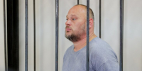 Суд оставил в силе арест фигуранта дела об избиении ученого Зезина на Урале - M24.Ru
