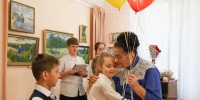 Заслуженный учитель Подмосковья из Люберец в 91 год участвует в сборе гумпомощи для бойцов СВО - Телеканал ЛТВ