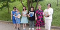 Уличная акция «Летний чтец: Книги во дворе» - ЦБС города Калуги