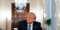 Дональд Трамп выбрал себе новую жертву и заявил, что может легко превратить Швейцарию из благополучной страны в проблемную - LiveKuban.Ru