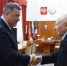 Врио главы Дагестана Фёдор Щукин поздравил первого президента республики Муху Алиева с днём рождения. - ГТРК Дагестан