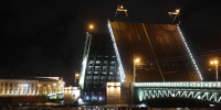 «Поющие мосты» посвятили специальной программе Дня физкультурника и Дня окончания Ленинградской битвы - Петербургский дневник