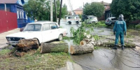 В Ульяновске устраняют последствия шторма - Ульяновск сегодня