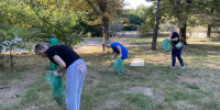 В Таганроге участники субботника привели в порядок территорию у памятника «Танк» - Газета Таганрогская правда