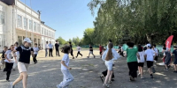 В Адыгее полицейские организовали для детей акцию «Зарядка со стражами порядка» - ИА Адыгея Сегодня