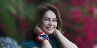 Актриса Ирина Безрукова временно не будет участвовать в пяти спектаклях из-за перелома - Spbdnevnik.ru