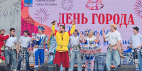 На Сусанинской площади проходят праздничные мероприятия в честь Дня рождения города - Город Кострома