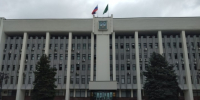 Мурат Кумпилов поздравил работников и ветеранов строительной отрасли Адыгеи - ИА Адыгея Сегодня