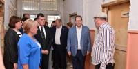 Никаких задержек по объекту быть не должно - Гольдштейн о ходе капремонта Гурьевской школы - ИА Комиинформ