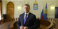 Губернатор Игорь Бабушкин поздравил астраханцев с Днём строителя - Астрахань 24