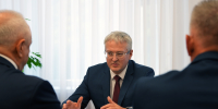 Владимир Солодов встретился с новым начальником Пограничного управления ФСБ России по восточному арктическому району - Правительство Камчатского края