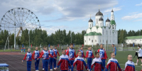 День физкультурника в Ленинском районе: праздник спорта и единства на стадионе «Лабиринт» - Администрация г. Барнаул