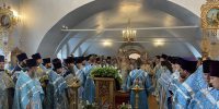 Одигитриевский собор города Улан-Удэ отметил престольный праздник Божественной литургией и крестным шествием - Улан-Удэнская и Бурятская епархия