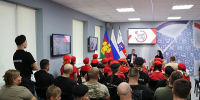 Сочинские школьники встретились с Героем России Евгением Мосейко в рамках проекта «Диалоги с героями» - Itar-TassKuban.Ru