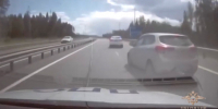 Во Владимирской области полицейские устроили погоню за угнанным автомобилем - Владимирские Ведомости