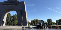 Особое внимание при уборке в конце прошлой недели уделено подходам к мемориалам и памятным местам - Комитет по благоустройству