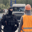 На стройке в деревню Порошкино искали мигрантов-нелегалов - ГТРК Санкт-Петербург