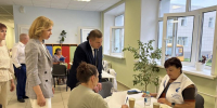 В Красноармейском округе «Десант поддержки» помог семьям бойцов, жёнам участников СВО и ветеранам найти опору - Министерство труда и соцзащиты