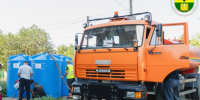 Сотрудники департамента ЖКХ установили в городе резервуары с водой. - Город округ Мелитополь