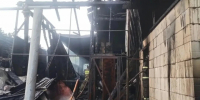 Дом, гараж, автомобиль и баня сгорели на пожаре в Сарапуле - Комсомольская Правда